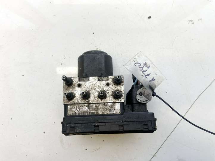Toyota Corolla Verso E121 (2001 - 2004)  4451013070 Блок ABS