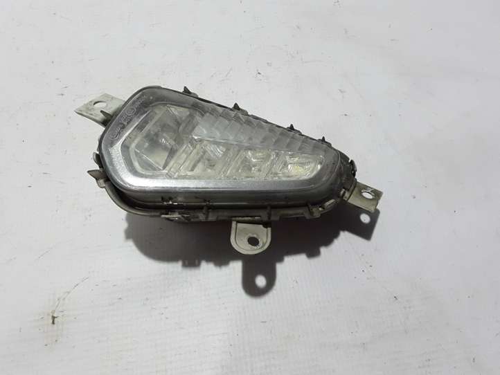 Volvo V40 (2012 - 2016)  31395921 Передняя противотуманная фара