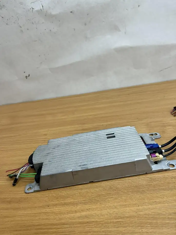 BMW 5 F10 F11 (2009 - 2016)  DB19172 Другие приборы