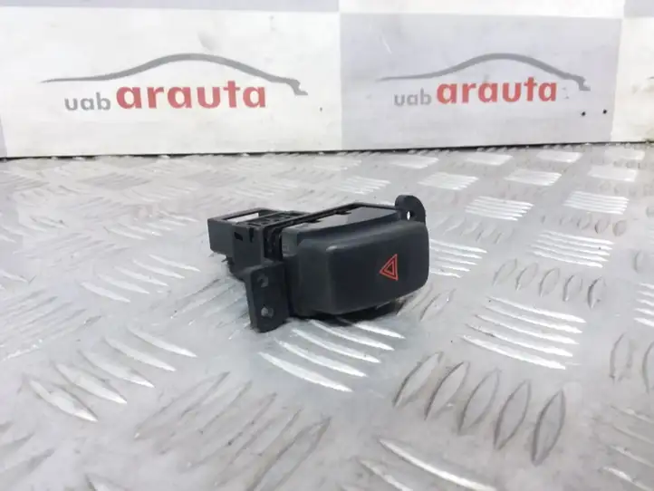 Subaru Legacy (1999 - 2003) 06016 Включатель аварийных фонарей — фото 1