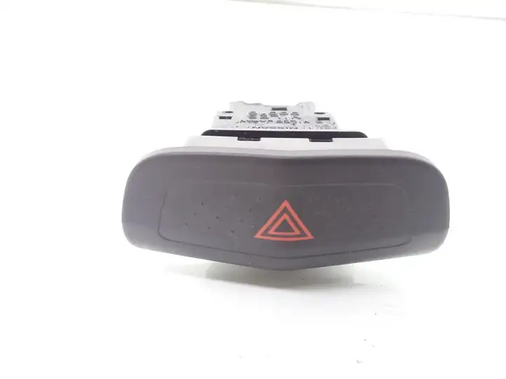 Nissan Primera (2001 - 2008) NILES06016 Включатель аварийных фонарей — фото 1