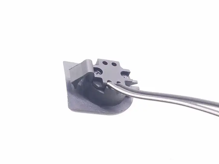 Chrysler Voyager (2004 - 2007)  04685762AB Выключатель ASR)