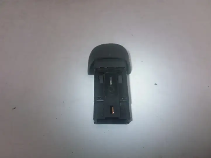 Renault Scenic I (1996 - 2003) 435536 Включатель аварийных фонарей — фото 3