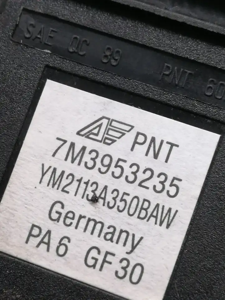 Volkswagen Sharan (2000 - 2003) 7M3953235 Включатель аварийных фонарей — фото 3