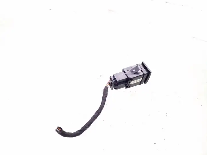 Volkswagen Polo (2001 - 2005) 6Q0953235A Включатель аварийных фонарей — фото 2