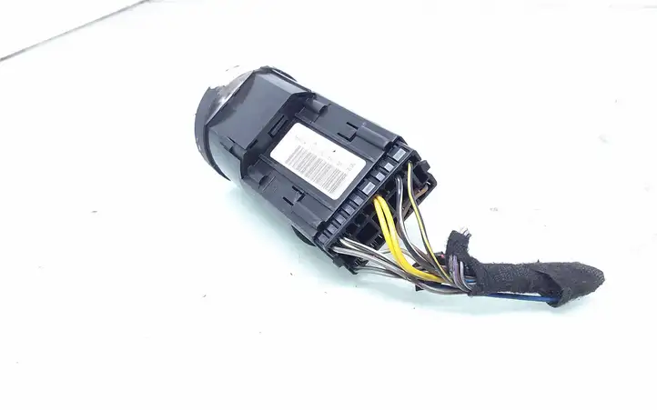 Audi A4 S4 B6 8E 8H (2000 - 2006) 8E094153101 Включатель фонарей — фото 2