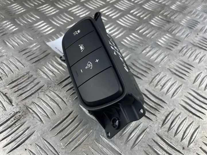 Kia Sorento (2014 - 2017) 9370C5950WK Выключатель ASR — фото 3