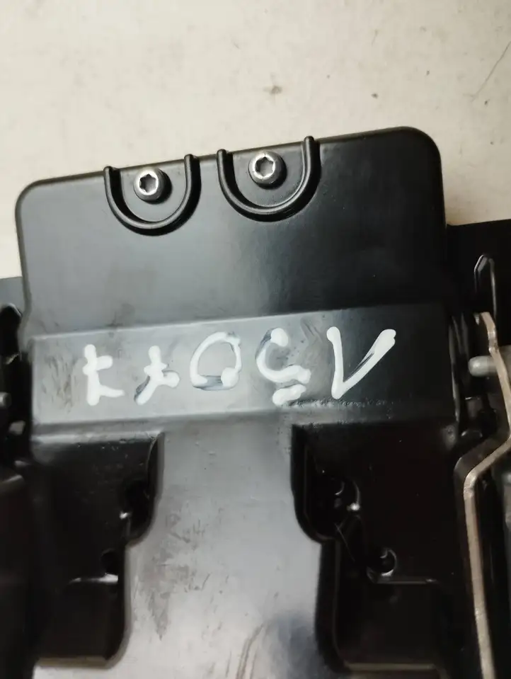Audi A4 S4 B9 8W (2019 - ) 8W0907217C Камера в лобовом стекле — фото 5