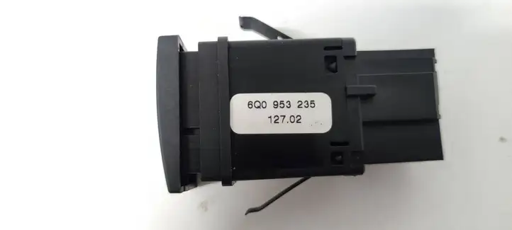 Volkswagen Polo (2001 - 2005) 6Q0953235 Включатель аварийных фонарей — фото 5