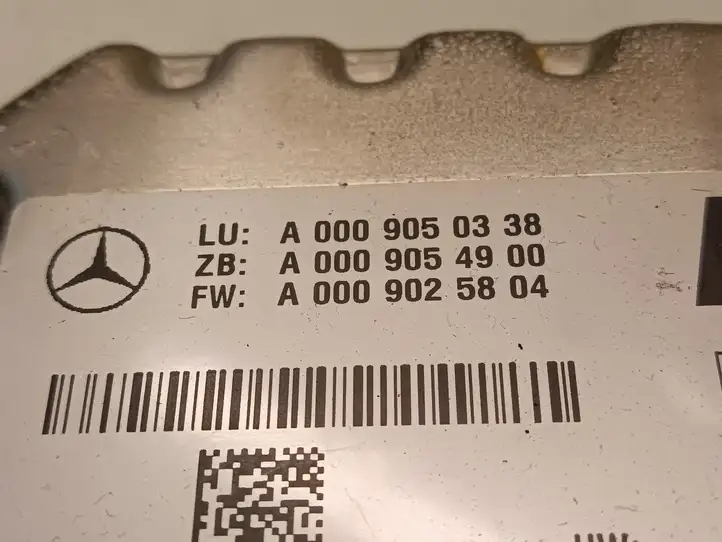 Mercedes-Benz CLS C218,X218 (2011 - 2017) A0009050338 Камера в лобовом стекле — фото 4