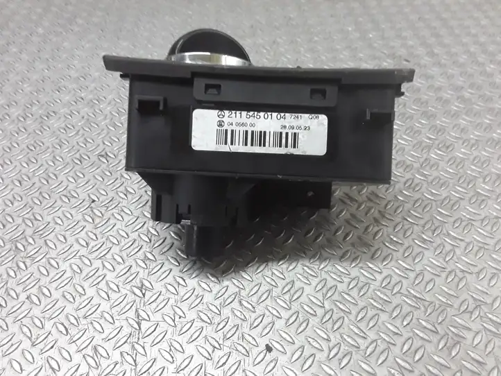 Mercedes-Benz E W211 (2002 - 2009) 2115450104 Включатель фонарей — фото 3