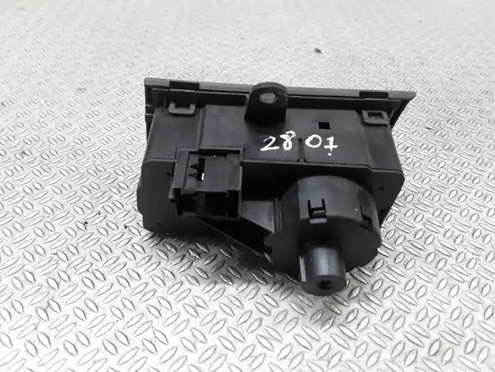 Mercedes-Benz E W211 (2002 - 2009) 2115450304 Включатель фонарей — фото 3
