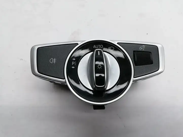 Mercedes-Benz E W213 (2016 - ) A2229055508 Включатель фонарей — фото 1