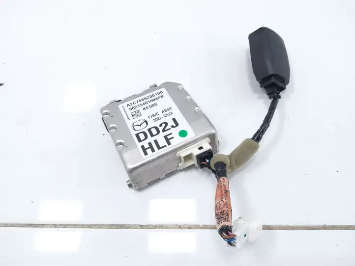 Mazda CX-3 (2015 - 2018) A2C7485230100 Камера в лобовом стекле — фото 2