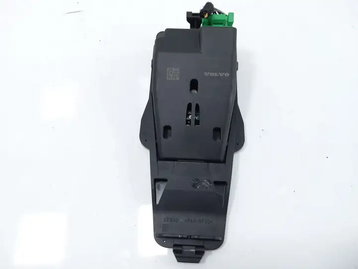 BMW 7 F01 (2008 - 2016) 31295504 Камера в лобовом стекле — фото 1