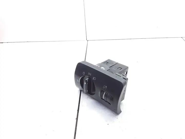 Audi A6 S6 C5 4B (1997 - 2001) 4B1941531B Включатель фонарей — фото 2
