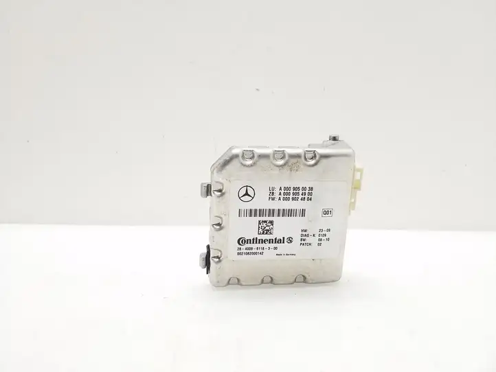 Mercedes-Benz E W212 (2009 - 2016) A0009050038 Камера в лобовом стекле — фото 3