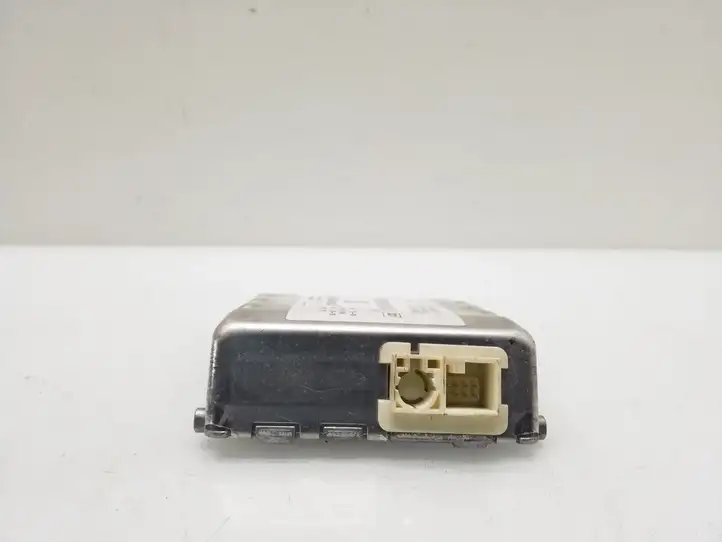 Mercedes-Benz E W212 (2009 - 2016) A0009050038 Камера в лобовом стекле — фото 4