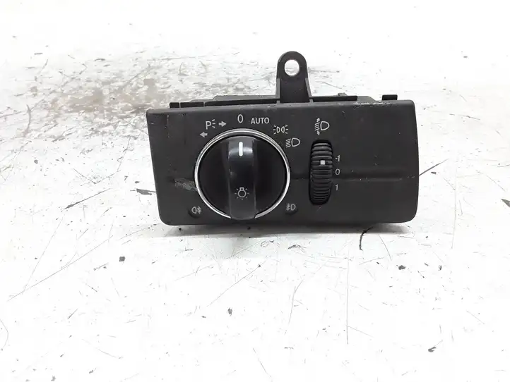 Mercedes-Benz E W211 (2002 - 2009) 2115450904 Включатель фонарей — фото 1