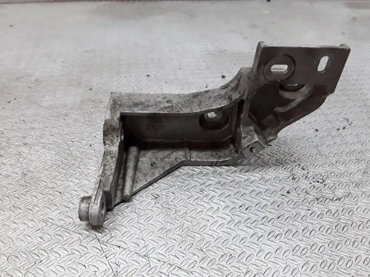 Renault Laguna II (2001 - 2005) Кронштейн топливного насоса — фото 1