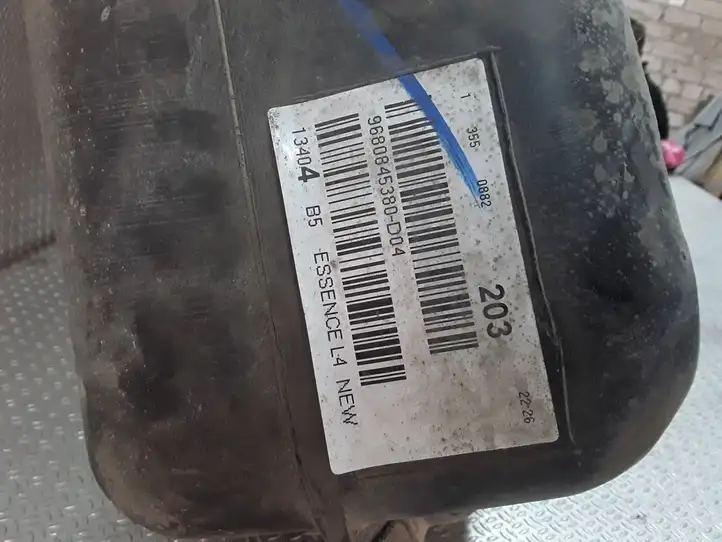 Citroen C4 (2004 - 2008) Топливный бак — фото 2