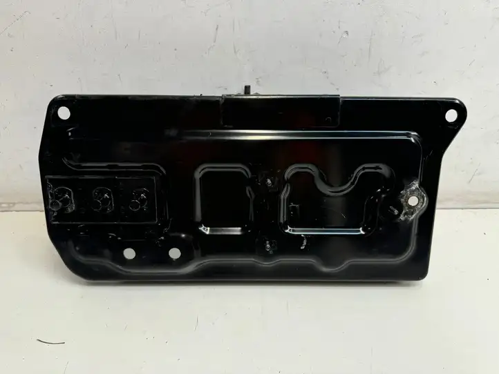Porsche 911 991 (2011 - 2019) 99150415113 Площадка аккумулятора — фото 1