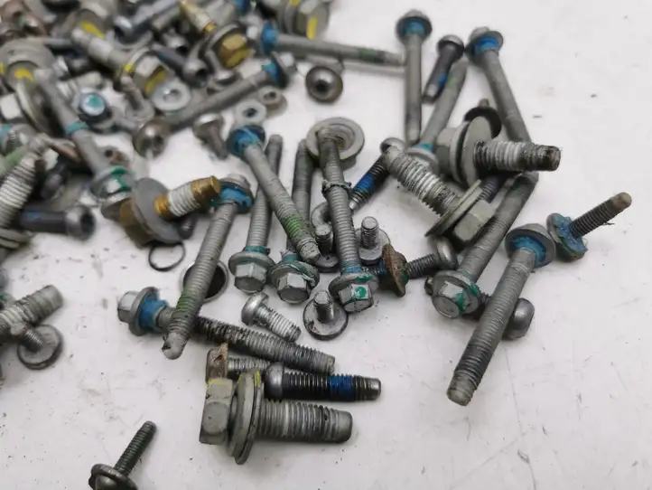 Ящик аккумулятора — фото 6