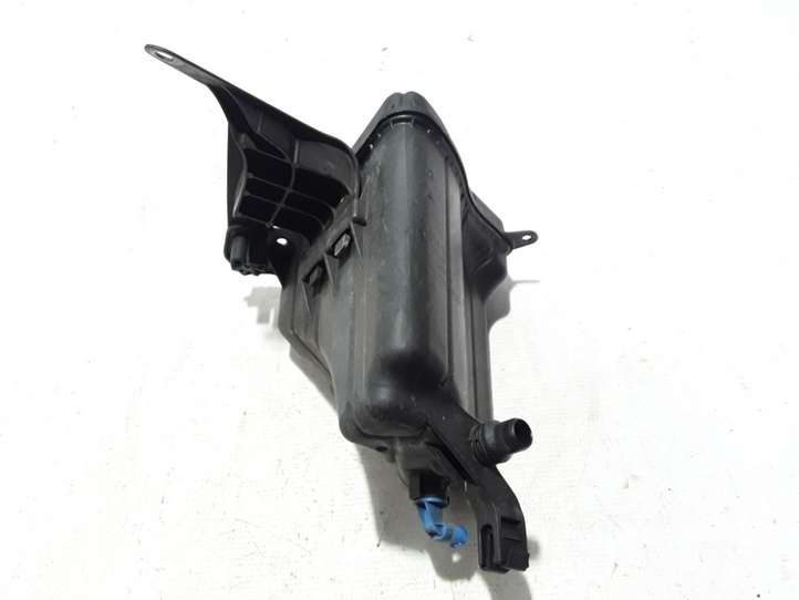 BMW 5 F10 F11 (2009 - 2016)  7647283 Расширительный бачок охлаждающей жидкости