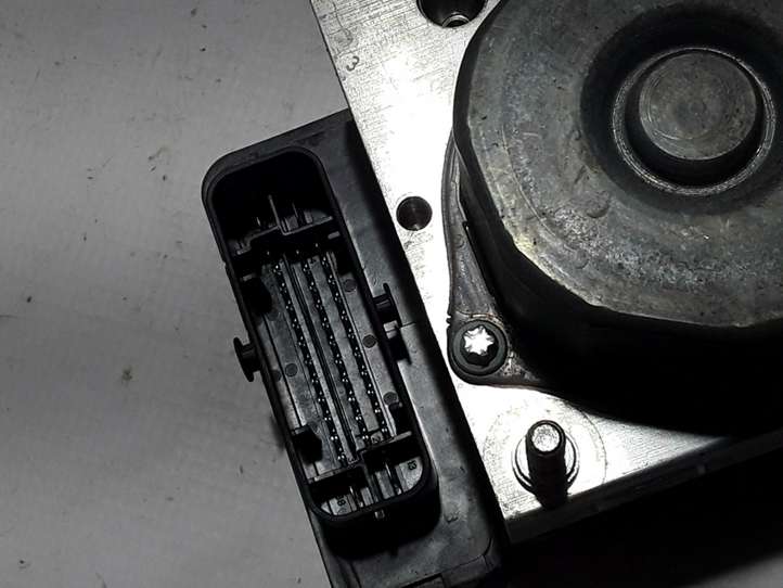 Renault Clio IV (2012 - 2019)  476601283R Блок ABS