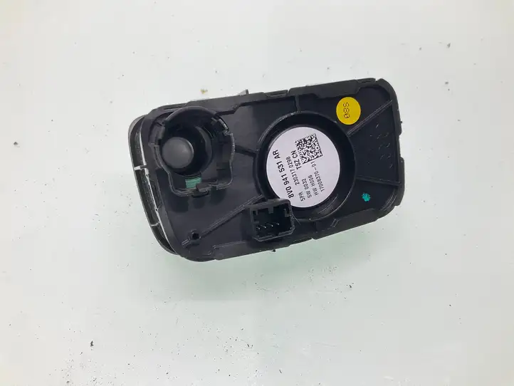 Audi A3/S3 8V (2016 - 2020) 8V0941531AR Включатель фонарей — фото 4