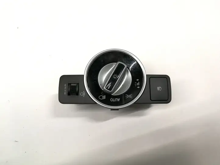 Mercedes-Benz B-class W246 (2014 - 2018) A2049053103 Включатель фонарей — фото 1