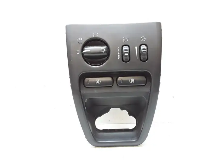 Volvo XC90 (2002 - 2006) 8685452 Включатель фонарей — фото 1