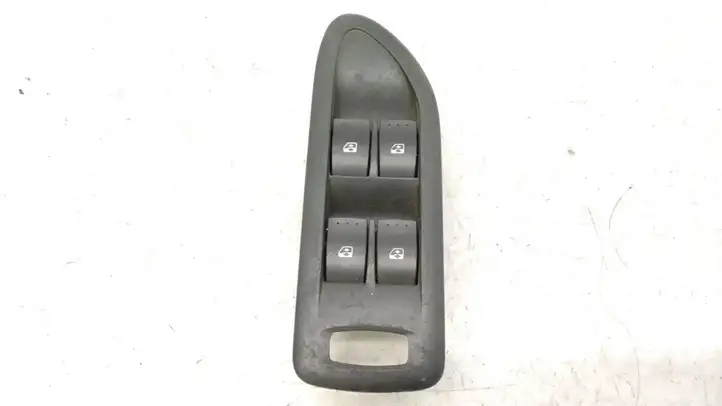 Renault Laguna II (2005 - 2007) 8200018989A Блок кнопок стеклоподъемников — фото 1