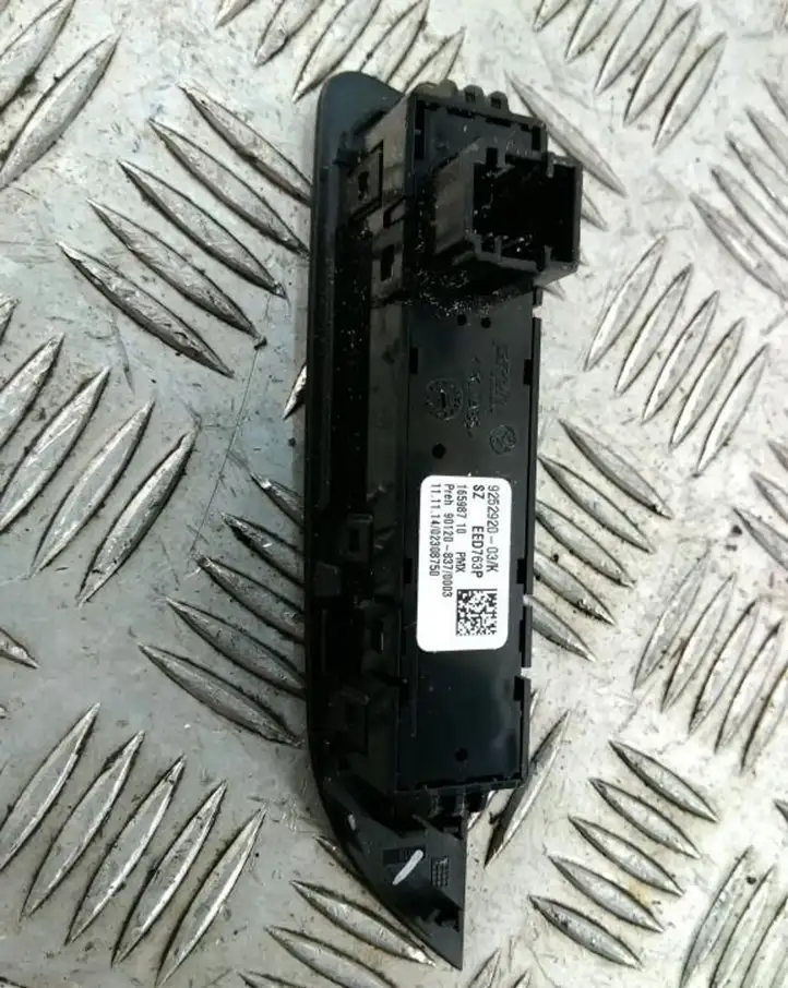 BMW 3 F30 F35 F31 (2012 - 2018) 925292003 Выключатель ASR — фото 5