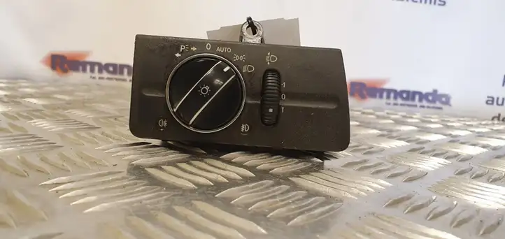 Mercedes-Benz E W211 (2002 - 2009) 2115450904 Включатель фонарей — фото 1
