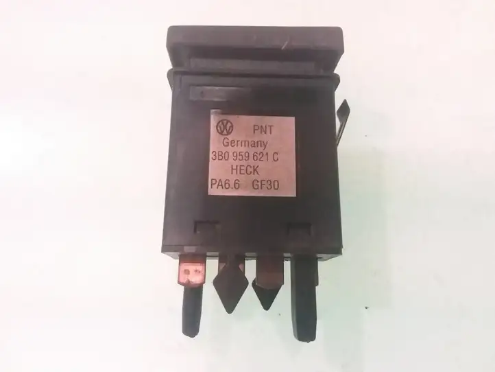 Volkswagen PASSAT B5 (1997 - 2000) 3B0959621C Кнопка обогрева стекла — фото 3