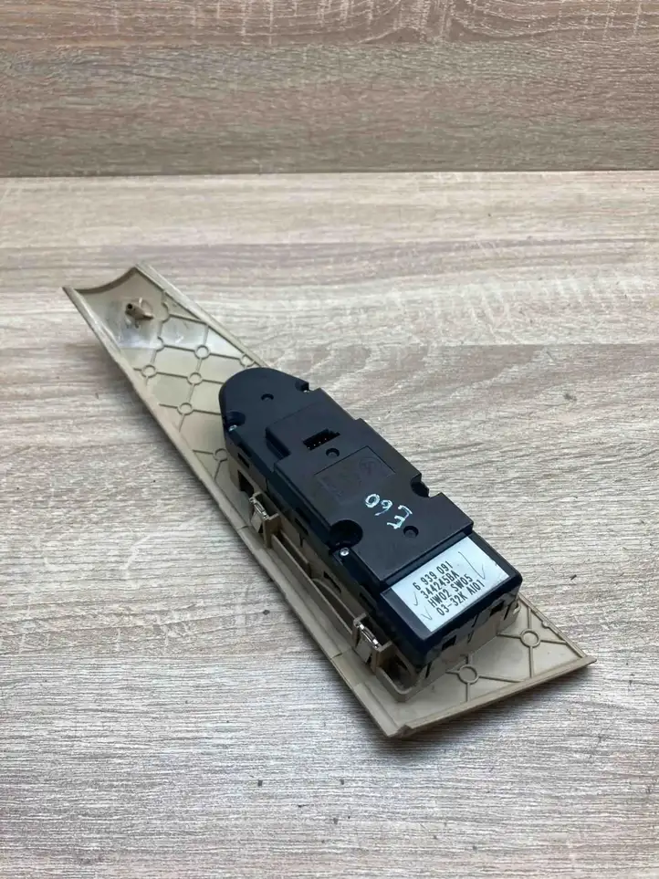 BMW 5 E60 E61 (2004 - 2010) 6939091 Кнопка стеклоподъемников — фото 2