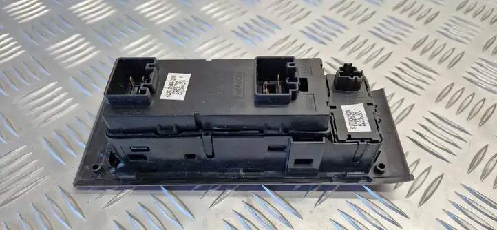 Ford Explorer (2005 - 2010) 6L2T14540ADW Кнопка стеклоподъемников — фото 4