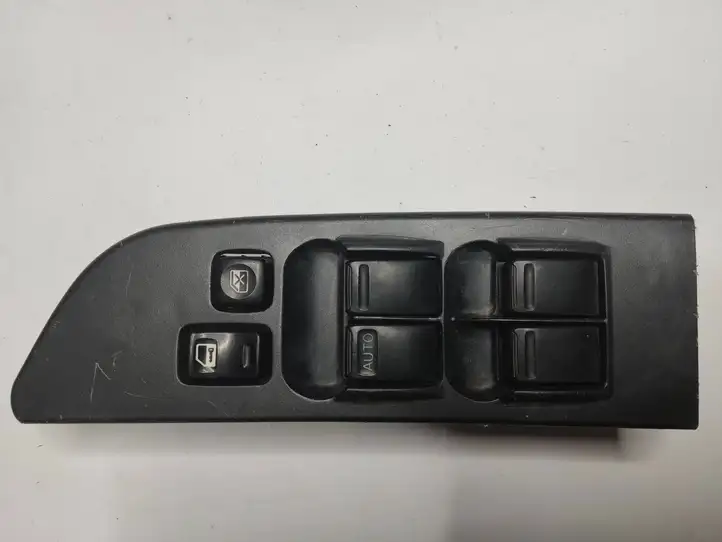 Nissan Terrano (1992 - 2006) 809612X800 Кнопка стеклоподъемников — фото 1