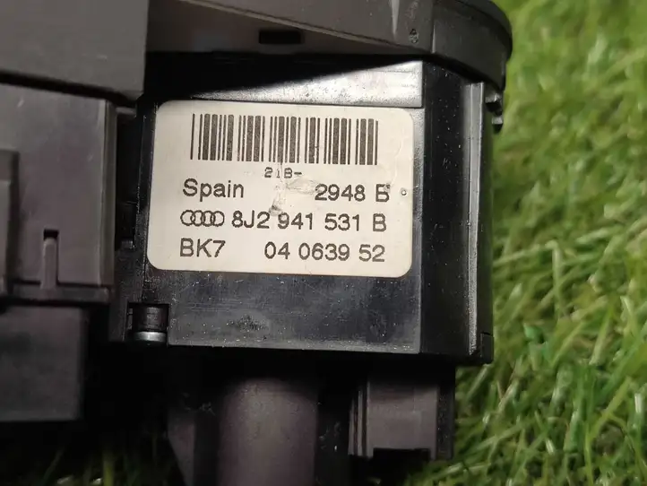 Audi A3/S3 8P (2004 - 2008) 8J2941531B Включатель фонарей — фото 3