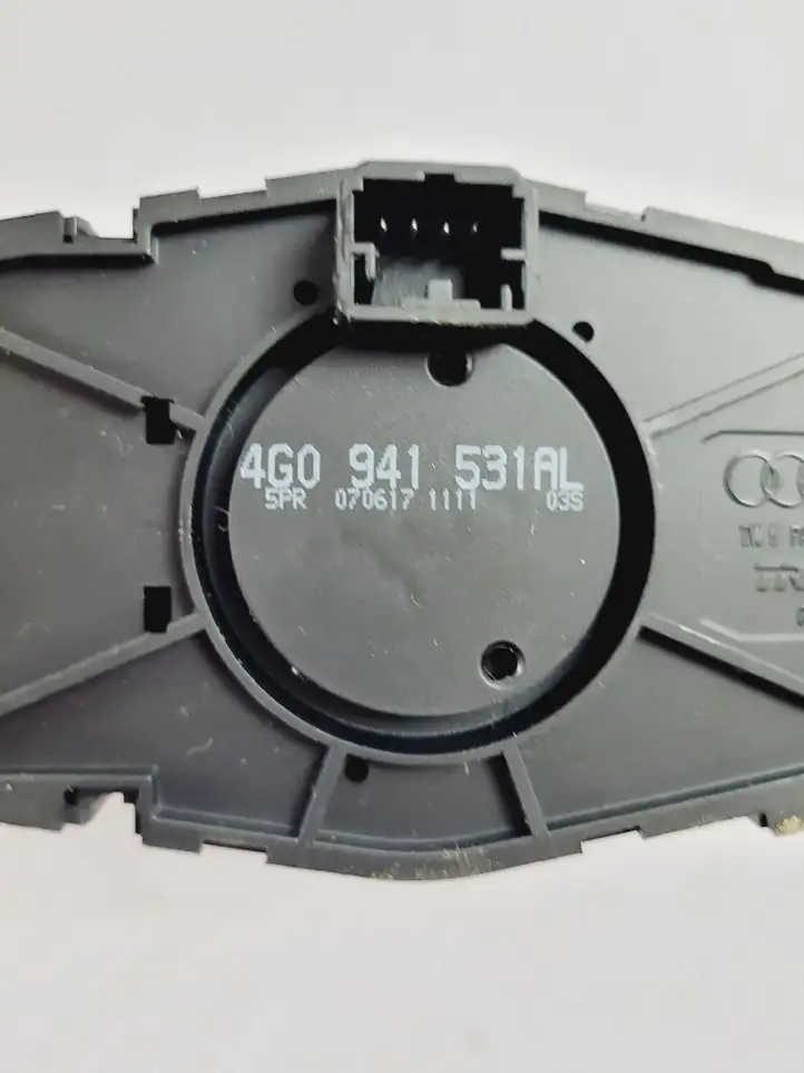 Audi A6 C7 (2014 - 2018) 4G0941531 Включатель фонарей — фото 3
