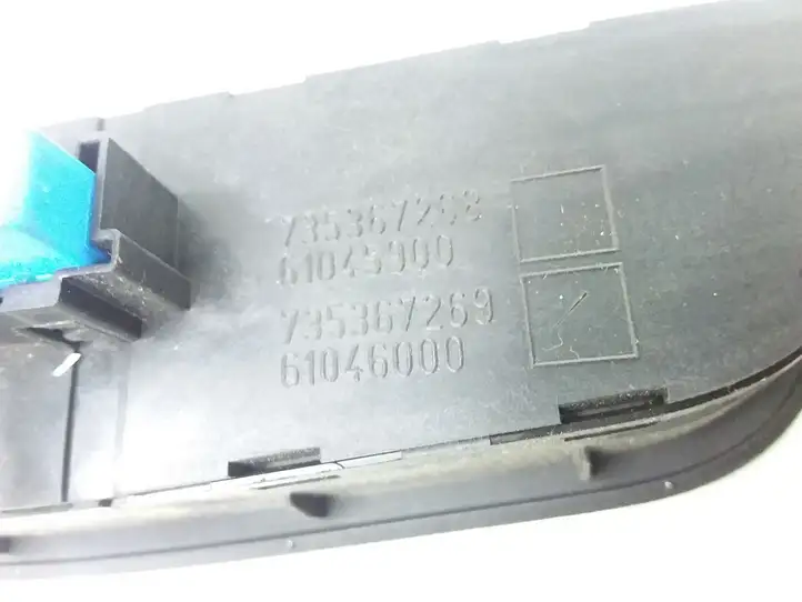 Fiat Punto (188) (1999 - 2010) 735367269 Включатель фонарей — фото 3