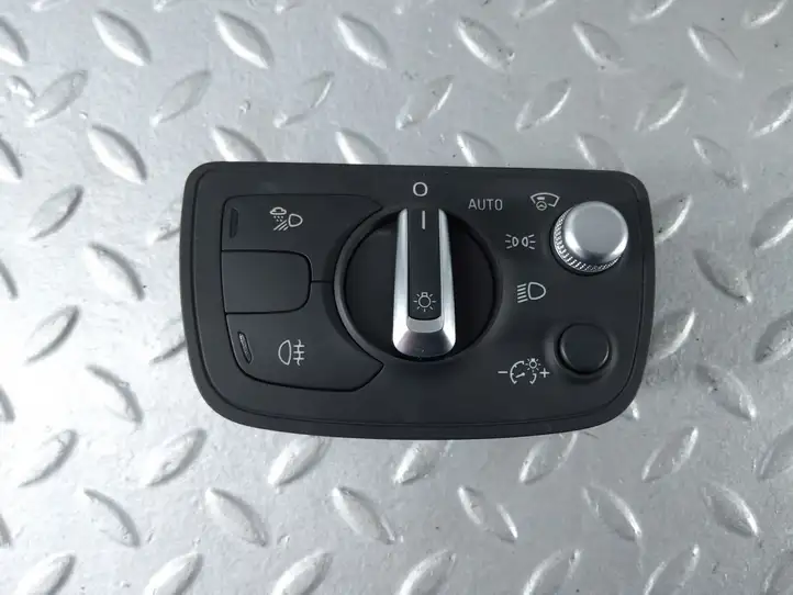 Audi A6 C7 (2011 - 2014) 4G0941531G Включатель фонарей — фото 4
