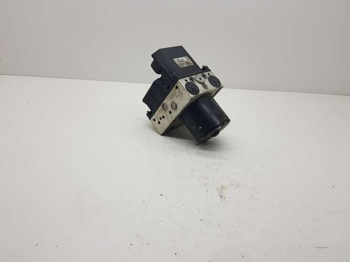 Skoda Fabia Mk1 (6Y) (1999 - 2007)  6Q0614417D Блок ABS