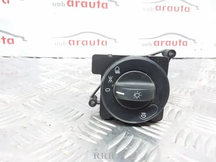 Mercedes-Benz Sprinter W906 (2006 - 2018) A9065450104 Включатель фонарей — фото 1