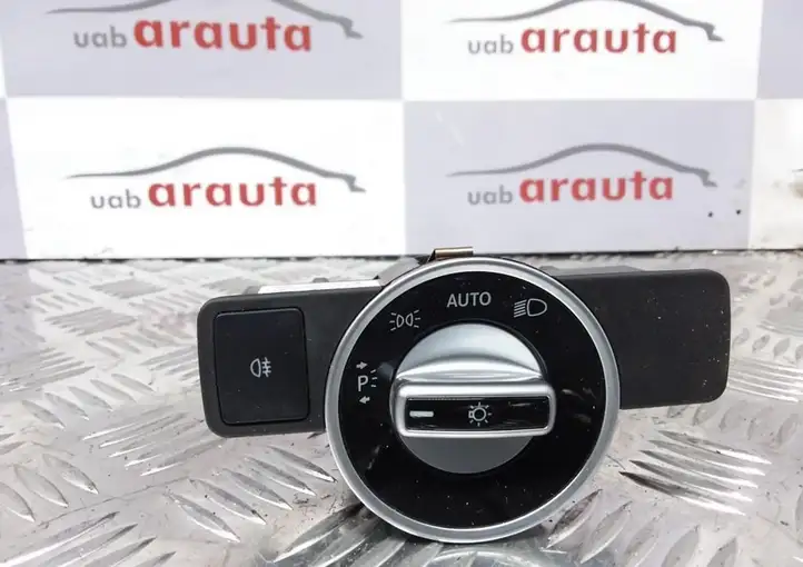 Mercedes-Benz C W204 (2007 - 2014) A2129050551 Включатель фонарей — фото 2