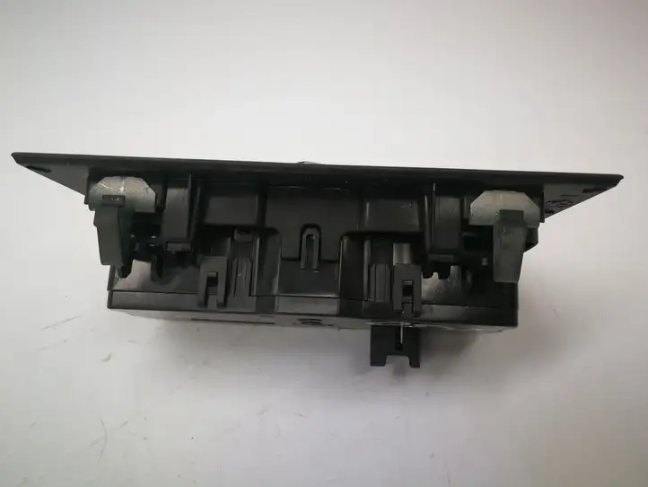 BMW 1 F20 F21 (2011 - 2019) 926530503 Включатель фонарей — фото 2