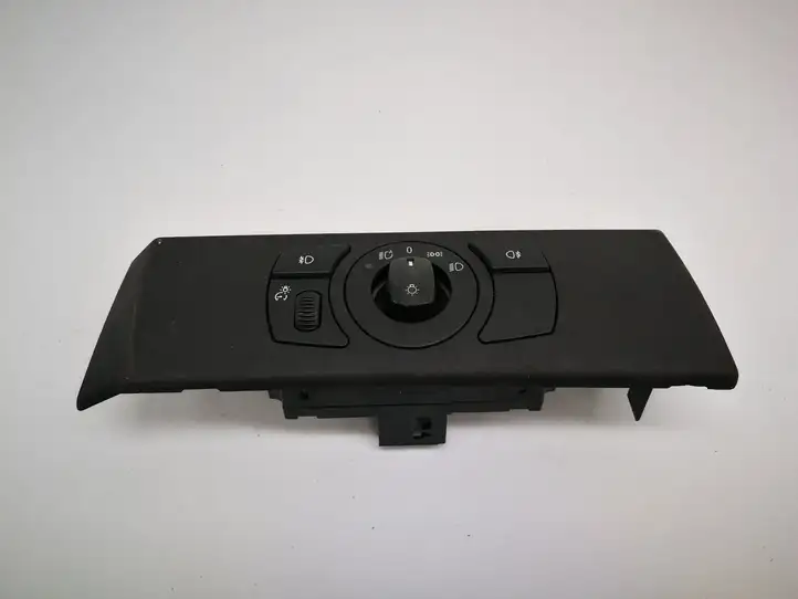 BMW 5 E60 E61 (2004 - 2010) 6953735 Включатель фонарей — фото 2