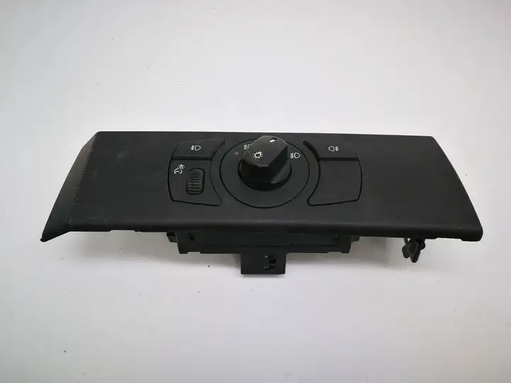 BMW 5 E60 E61 (2004 - 2010) 6925287 Включатель фонарей — фото 3