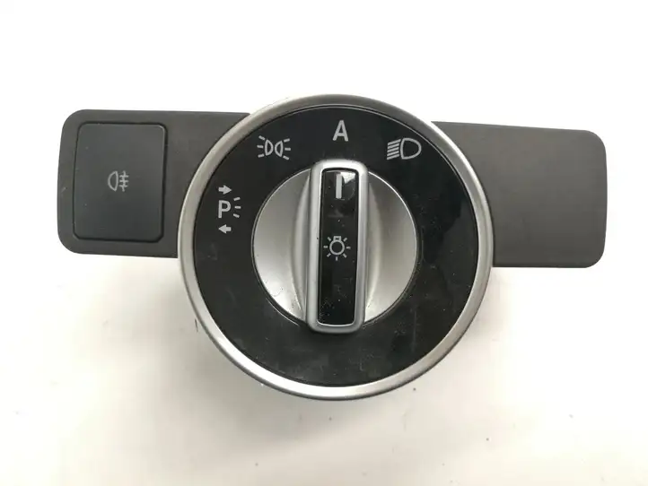 Mercedes-Benz E A207 (2010 - 2017) A2129056800 Включатель фонарей — фото 1
